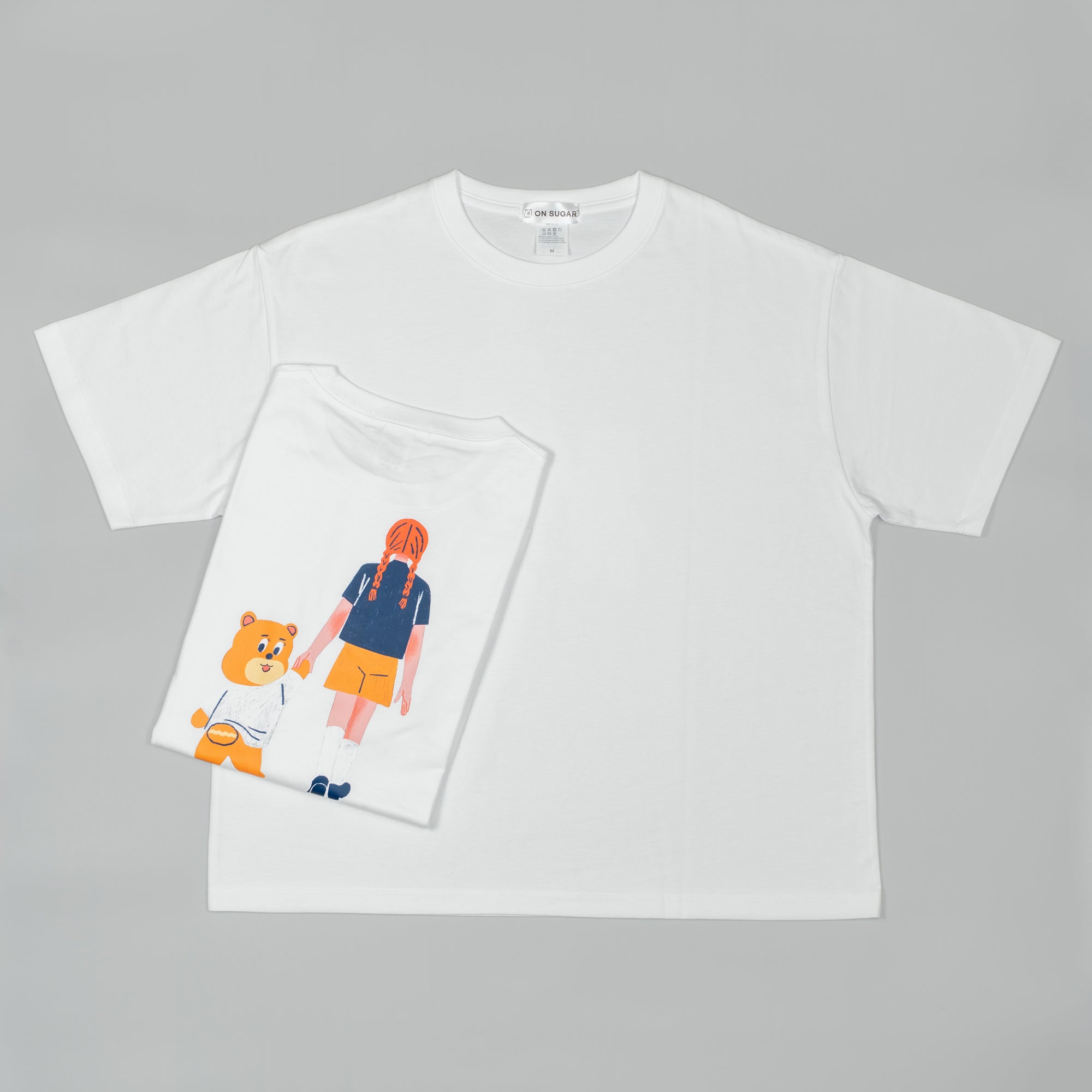 ON SUGAR × Yui Shiraishi｜コラボTシャツ “手をつないで”