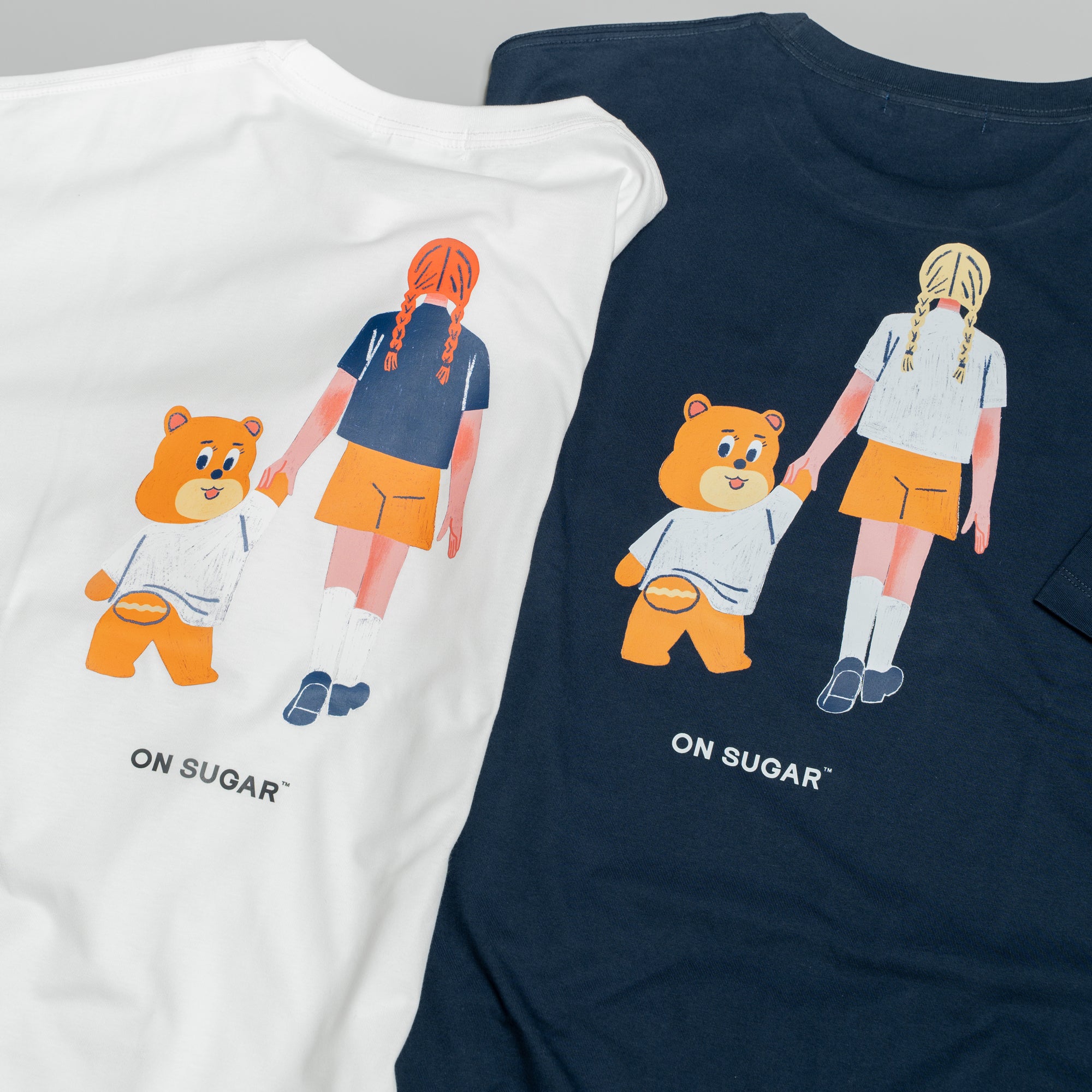 ON SUGAR × Yui Shiraishi｜コラボTシャツ “手をつないで”
